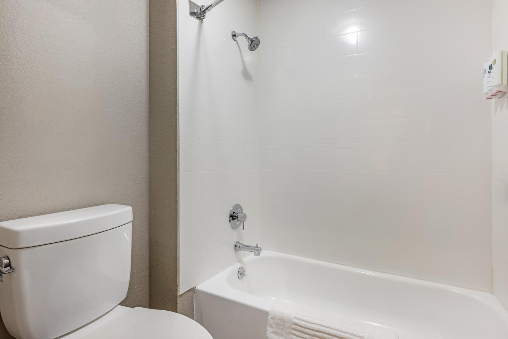 Western Hotel 3*